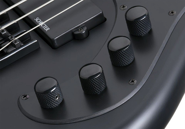 Бас-гитара SCHECTER [STILETTO STEALTH-5 SBK] бас-гитара 5-струнная,  корпус: липа, гриф: клен, накладка: палисандр, 24 лада, цвет: Satin Black (SBK)