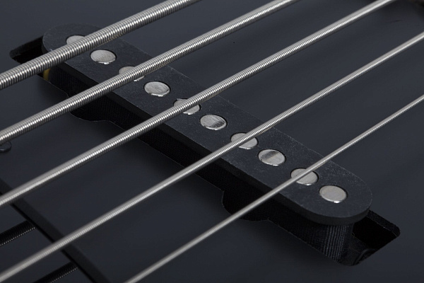 Бас-гитара SCHECTER [J-5 ROSEWOOD FB G.BLK] бас-гитара 5-струнная, корпус: ольха, гриф: клен, накладка палисандр, на болтах, 21 лад, цвет: Gloss Black (G.BLK)