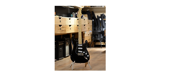 G&L Tribute Legacy Gloss Black MP Poplar - Электрогитара