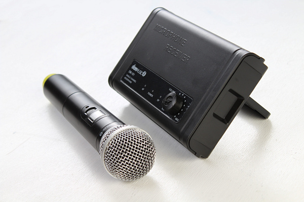 Don Music DM-101/HH-10 Беспроводная радиосистема с одним ручным микрофоном
