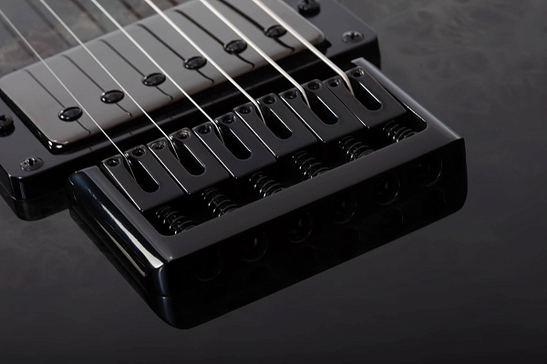 Электрогитара SCHECTER [C-1 STANDARD LH BFBB] леворукая электрогитара 6-струнная, корпус: красное дерево, топ из капа, гриф: печеный клен, накладка: палисандр, 24 лада, цвет Black Fade Burst Burl (BFBB)