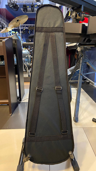 BRAHNER VC-31 BK 4/4 - Кейс для скрипки (форма трапеция)