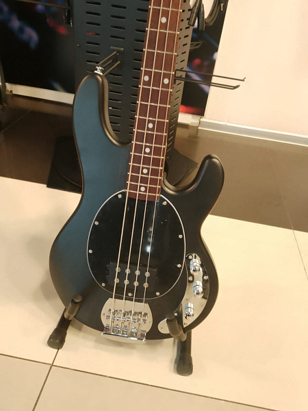 STERLING StingRay Black Satin - Бас-гитара 4 струны