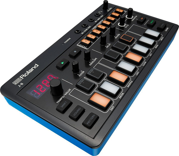 Компактный аккордовый синтезатор ROLAND [J-6] AIRA Compact J-6, имитирует Juno-60 (ACB-технология). 64 тембра, 64 паттерна, секвенсер, эффекты, USB Type-C, вес 295 г, работа до 4,5 ч.