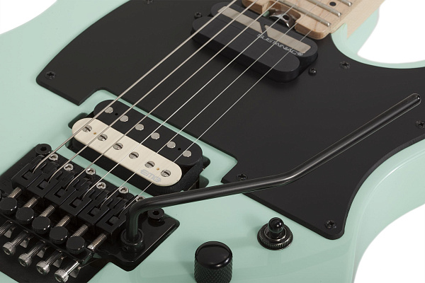 Электрогитара SCHECTER [SUN VALLEY SUPER SHREDDER PT-FR-S SFG] электрогитара 6-струнная, корпус: красное дерево, гриф: клен, накладка: клен, 24 лада, Sustaniac, FloydRose цвет: Sea Foam Green (SFG)
