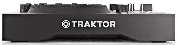 Native Instruments Traktor Kontrol S2 MK3 - DJ контроллер