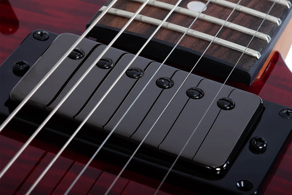 Электрогитара SCHECTER [SOLO-II STANDARD BB] электрогитара 6-струнная, корпус: красное дерево, топ из капа, гриф: печеный клен, накладка: палисандр, 22 лада, цвет BloodBurst (BB)