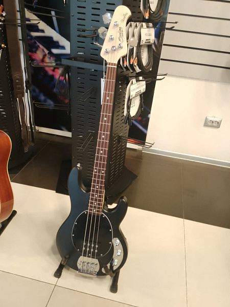 STERLING StingRay Black Satin - Бас-гитара 4 струны
