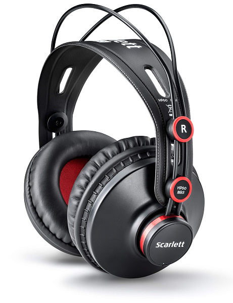 FOCUSRITE SCARLETT 2I2 STUDIO 2ND GEN комплект: Scarlett 2i2 2nd Gen, наушники, микрофон, ПО, кабель