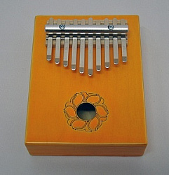 Мозеръ KMKr-2-YW Escudo - Калимба, 10 язычков, сосна