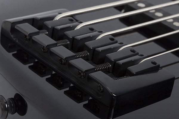 Бас-гитара SCHECTER [J-5 ROSEWOOD FB G.BLK] бас-гитара 5-струнная, корпус: ольха, гриф: клен, накладка палисандр, на болтах, 21 лад, цвет: Gloss Black (G.BLK)