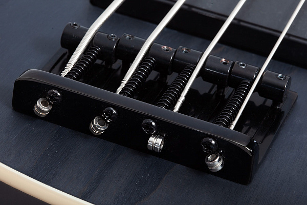 Бас-гитара SCHECTER [C-4 STANDARD CS] бас-гитара 4-струнная, корпус: красное дерево, топ из капа, гриф: печеный клен, накладка: палисандр, 24 лада, цвет Charcoal Satin (CS)