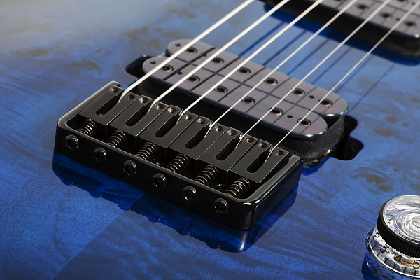 Электрогитара SCHECTER [OMEN ELITE-6 STBB] электрогитара 6-струнная, корпус: красное дерево, топ: кап, гриф: клен, накладка: палисандр, 24 лада, цвет: See-Thru Blue Burst (STBB)