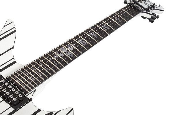 Электрогитара SCHECTER [SYNYSTER STANDARD WHT] электрогитара 6-струнная, корпус: красное дерево, гриф: 3-кусковое красное дерево, накладка: черное дерево, 24 лада, цвет: White (WHT)