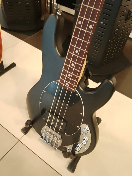STERLING StingRay Black Satin - Бас-гитара 4 струны