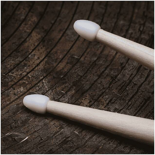 VIC FIRTH 5B N - Барабанные палочки орех