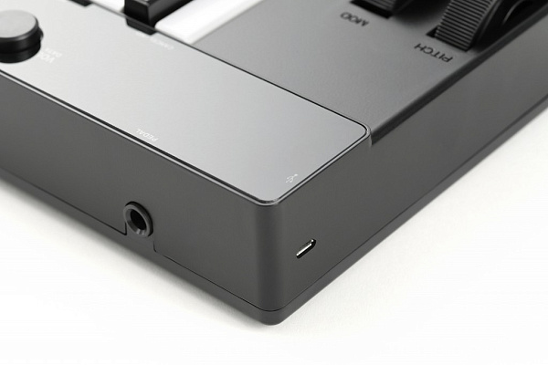 IK MULTIMEDIA IRIG KEYS 37 PRO USB MIDI-клавиатура, 37 клавиш