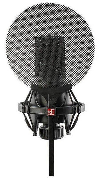 Комплект аксессуаров sE Electronics [ISOLATION PACK] включающий держатель «паук» и поп-фильтр