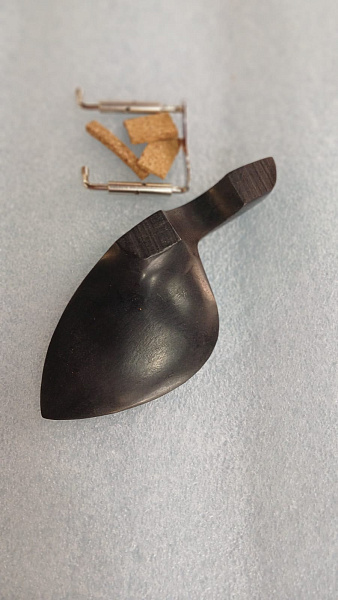 Подбородник для скрипки ECHR-278 4/4