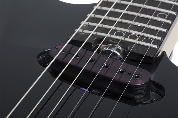 Электрогитара SCHECTER [SUNSET-6 TRIAD GBLK] электрогитара 6-струнная, корпус: ньятон, гриф: клен/палисандр, накладка: черное дерево, 24 лада, цвет: Gloss Black (GBLK)