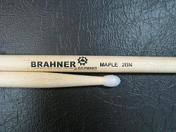 Brahner 2BN клён - Барабанные палочки, нейлоновый наконечник, L(15*406)