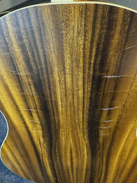 Уценённый товар Sevillia IC-140K NA  - Классическая гитара 4/4, повреждения на задней деке