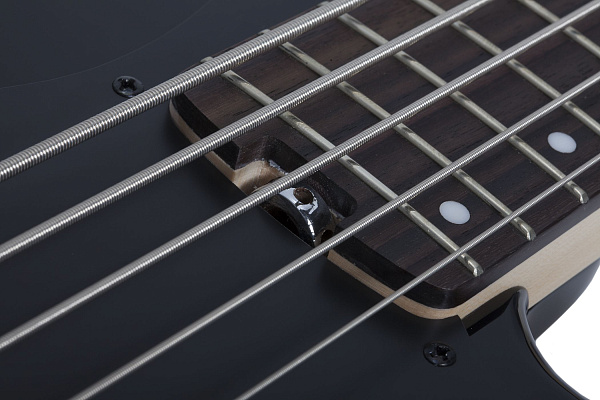 Бас-гитара SCHECTER [J-5 ROSEWOOD FB G.BLK] бас-гитара 5-струнная, корпус: ольха, гриф: клен, накладка палисандр, на болтах, 21 лад, цвет: Gloss Black (G.BLK)