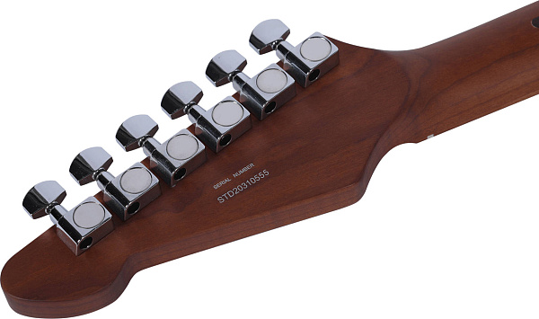 SAGA SMF1314BK - Электрогитара Stratocaster с чехлом, цвет черный