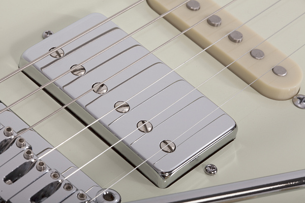 Электрогитара SCHECTER [NICK JOHNSTON TRAD-HSS A. FROST] электрогитара 6-струнная, корпус: ольха, гриф: обоженный клён, накладка черное дерево, на болтах, звукосниматели: HSS, 22 лада, цвет: Atomic Frost