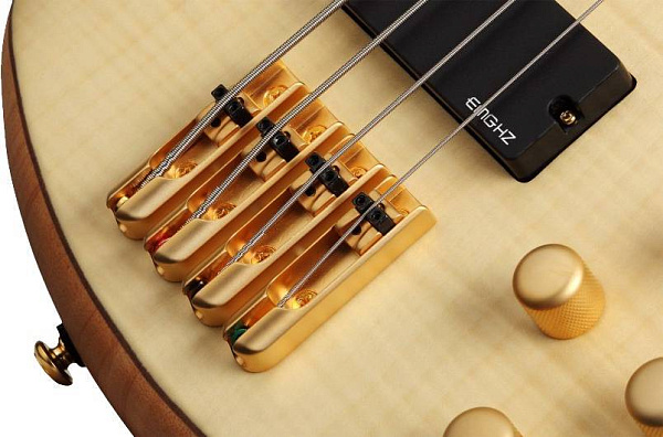Бас-гитара SCHECTER [STILETTO CUSTOM-4 NAT] бас-гитара 4-струнная, корпус красное дерево, топ: волнистый клен, гриф: клен/орех, на болтах, накладка: палисандр, 24 лада, цвет Natural Satin (NAT)