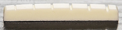Maxtone NUT-EG/NC-15E Порожек электрогитары верхни