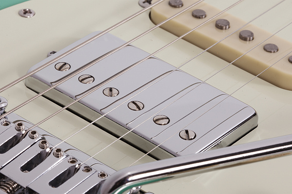 Электрогитара SCHECTER [NICK JOHNSTON TRAD-HSS A. GREEN] электрогитара 6-струнная, корпус: ольха, гриф: обоженный клён, накладка черное дерево, на болтах, звукосниматели: HSS, 22 лада, цвет: Atomic Green