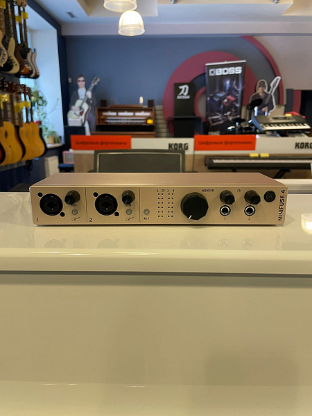 ARTURIA MiniFuse 4 Champagne USB - Аудиоинтерфейс