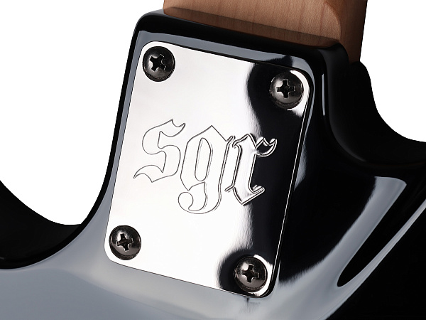Электрогитара SCHECTER [C-1 SGR BY SCHECTER BLK] электрогитара 6-струнная, с чехлом, корпус: липа, гриф: клен, накладка: палисандр, 24 лада, цвет Black (BLK)