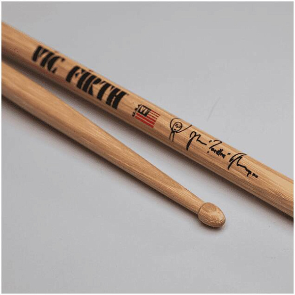 VIC FIRTH SAT 2 - Барабанные палочки орех
