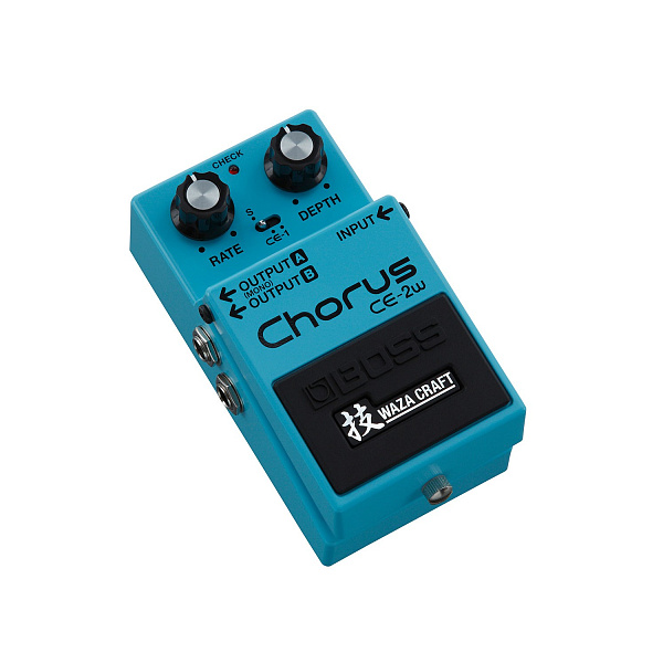 BOSS CE-2W - гитарная педаль хорус