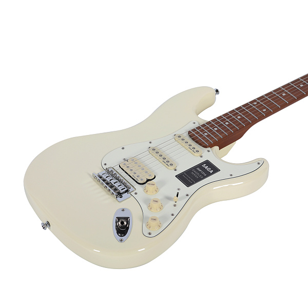SAGA SMF1314H WH - Электрогитара Stratocaster с чехлом, цвет белый