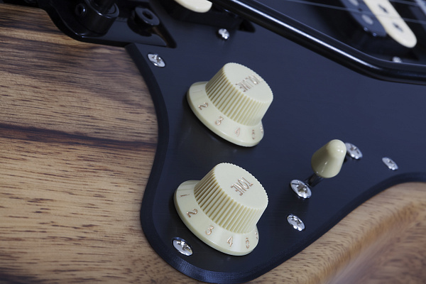 Электрогитара SCHECTER [SUN VALLEY SUPER SHREDDER EXOTIC BLACK LIMBA BL] электрогитара 6-струнная, корпус: черная лимба, гриф: венге, накладка: черное дерево, 24 лада, цвет: Black Limba (BL)