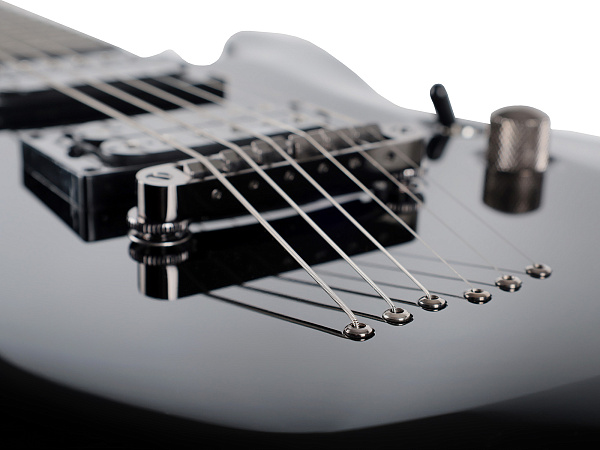 Электрогитара SCHECTER [C-1 SGR BY SCHECTER BLK] электрогитара 6-струнная, с чехлом, корпус: липа, гриф: клен, накладка: палисандр, 24 лада, цвет Black (BLK)
