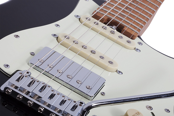 Электрогитара SCHECTER [NICK JOHNSTON TRAD-HSS A. INK] электрогитара 6-струнная, корпус: ольха, гриф: обоженный клён, накладка черное дерево, на болтах, звукосниматели: HSS, 22 лада, цвет: Atomic Inc