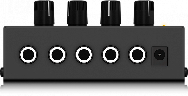 Behringer HA400 - миниатюрный 4-канальный усилитель для стереонаушников