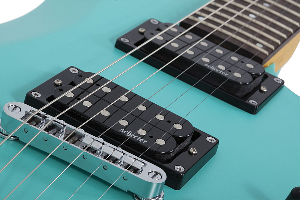 Электрогитара SCHECTER [C-6 DELUXE SAQUA] электрогитара 6-струнная, корпус: липа, гриф: клен, накладка: палисандр, 24 лада, цвет: Satin Aqua (SAQUA)
