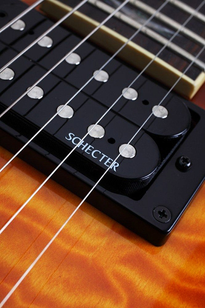 Электрогитара SCHECTER [OMEN EXTREME-6 VSB] электрогитара 6-струнная, корпус: красное дерево, топ: стеганый клен, гриф: клен, накладка: палисандр, 24 лада, цвет: Vintage Sunburst (VSB)