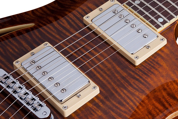 Электрогитара SCHECTER [C-1 E/A CAT'S EYE] электрогитара 6-струнная с пьезо датчиком в бридже, корпус: красное дерево, топ: зебрано, гриф: красное дерево, накладка: черное дерево, 24 лада, цвет: Cat's Eye