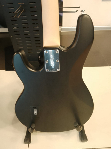 STERLING StingRay Black Satin - Бас-гитара 4 струны