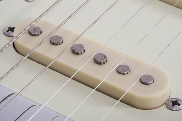 Электрогитара SCHECTER [NICK JOHNSTON TRAD-HSS A. GREEN] электрогитара 6-струнная, корпус: ольха, гриф: обоженный клён, накладка черное дерево, на болтах, звукосниматели: HSS, 22 лада, цвет: Atomic Green