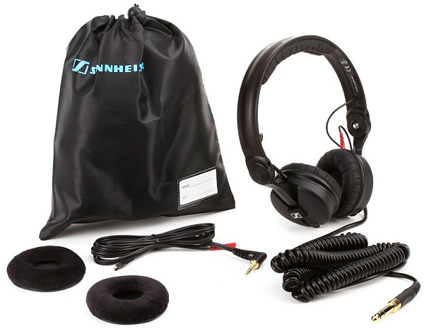 Закрытые динамические накладные мониторные наушники Sennheiser [HD 25 PLUS] Диапазон: 16–22000 Гц, импеданс: 70 Ом, чувствительность: 120 дБ, вес: 140 г, два кабеля (1,5 м прямой и 3 м витой), разъём 3,5 мм + адаптер 6,3 мм.