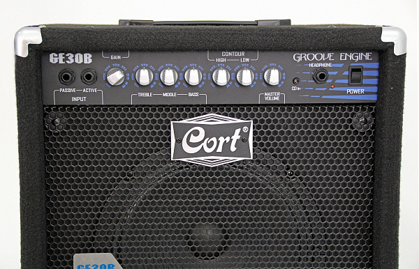 Cort GE30B-EU GE Series Басовый комбоусилитель, 30Вт